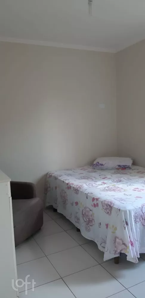 Apartamento à venda com 3 quartos, 79m² - Foto 2