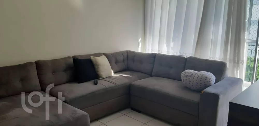 Apartamento à venda com 3 quartos, 79m² - Foto 7