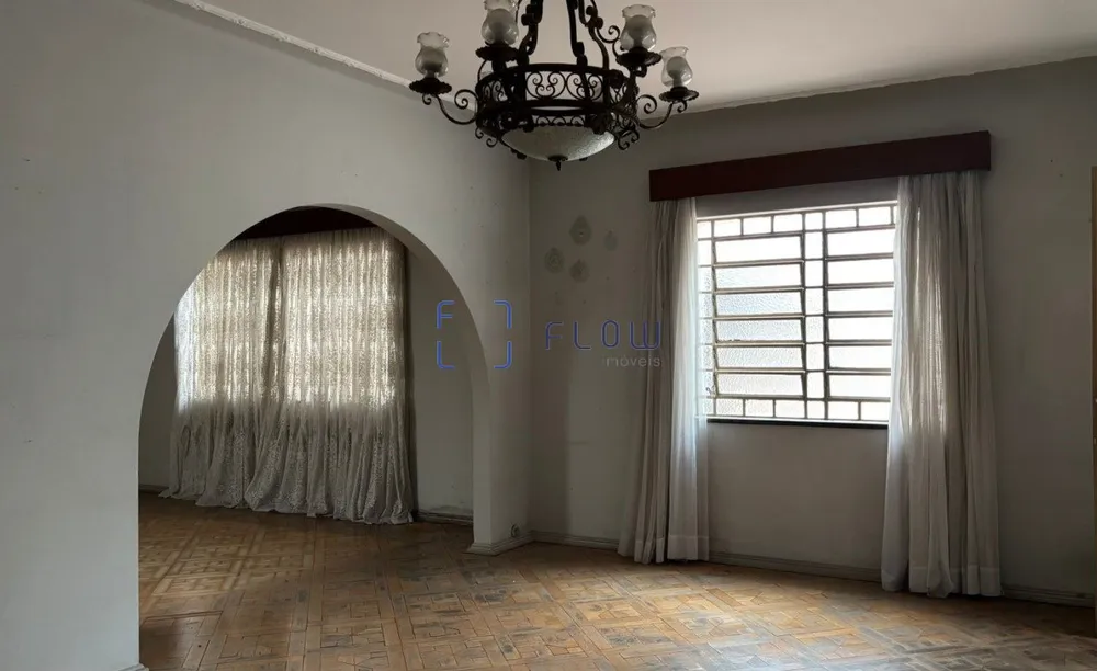 Sobrado, 15 quartos, 300 m² - Foto 1