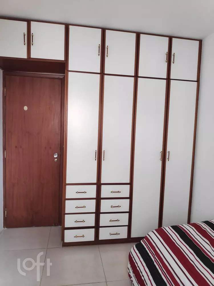 Apartamento à venda com 3 quartos, 86m² - Foto 2