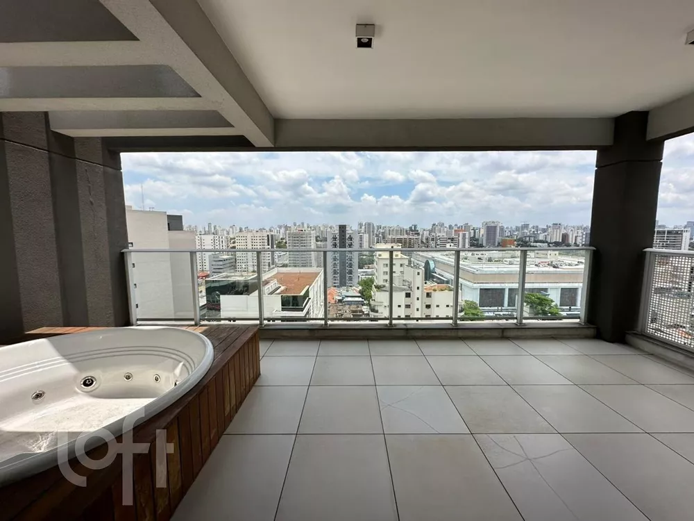 Apartamento à venda com 3 quartos, 200m² - Foto 1