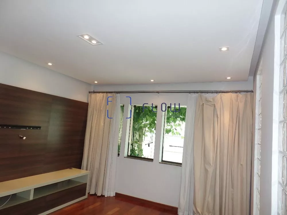 Casa à venda com 3 quartos, 149m² - Foto 2