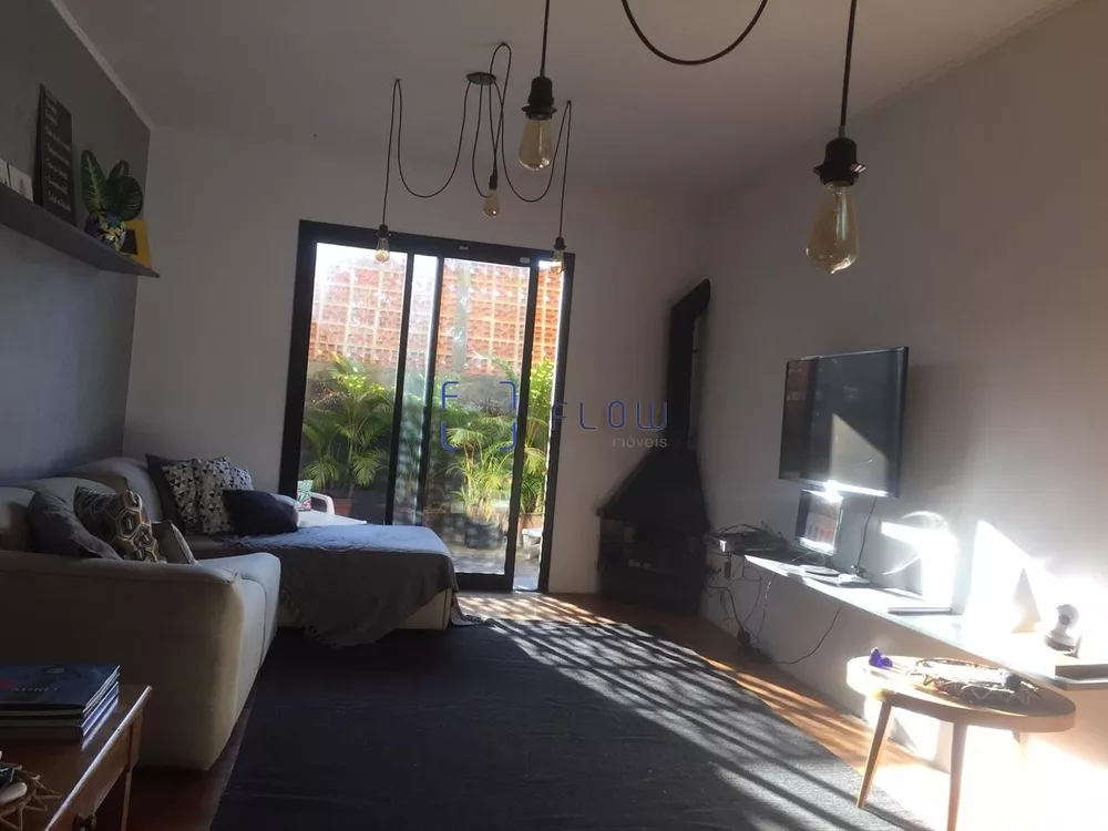 Casa à venda com 4 quartos, 170m² - Foto 4