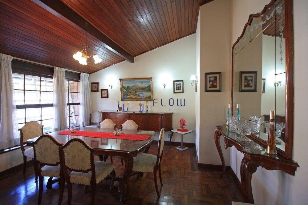 Casa, 3 quartos, 250 m² - Foto 4