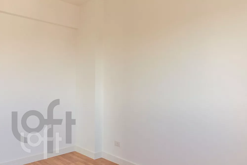 Apartamento à venda com 2 quartos, 82m² - Foto 2