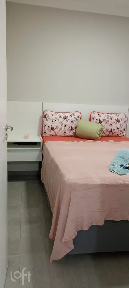 Apartamento à venda com 1 quarto, 31m² - Foto 2