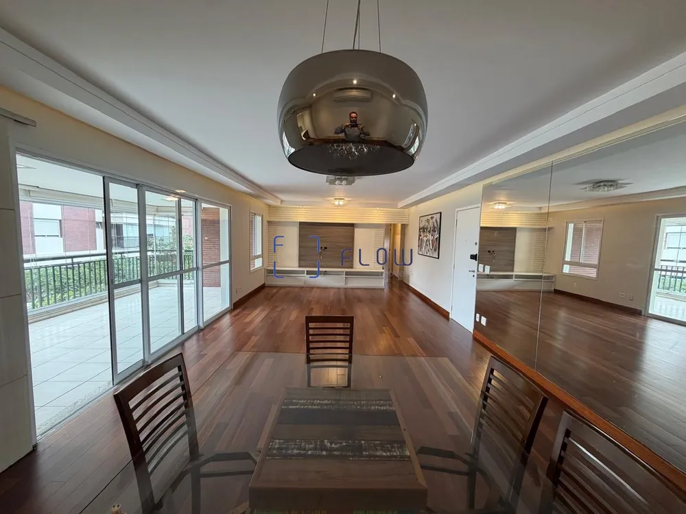 Apartamento, 3 quartos, 168 m² - Foto 2