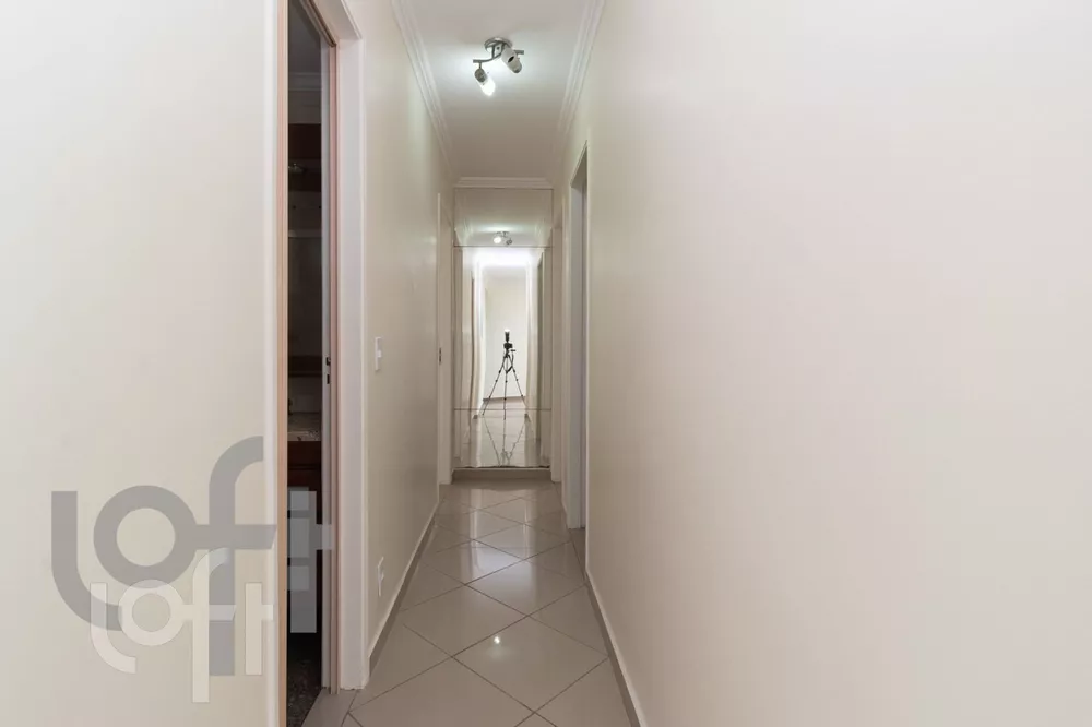 Apartamento à venda com 3 quartos, 90m² - Foto 2