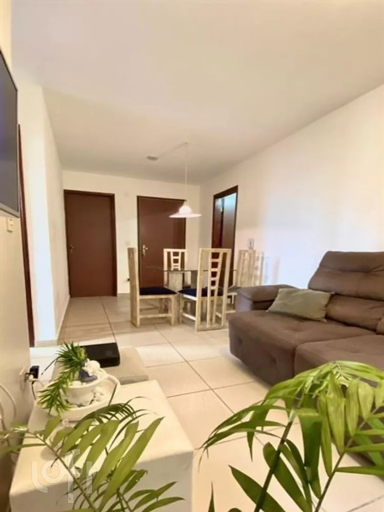 Apartamento à venda com 3 quartos, 70m² - Foto 3