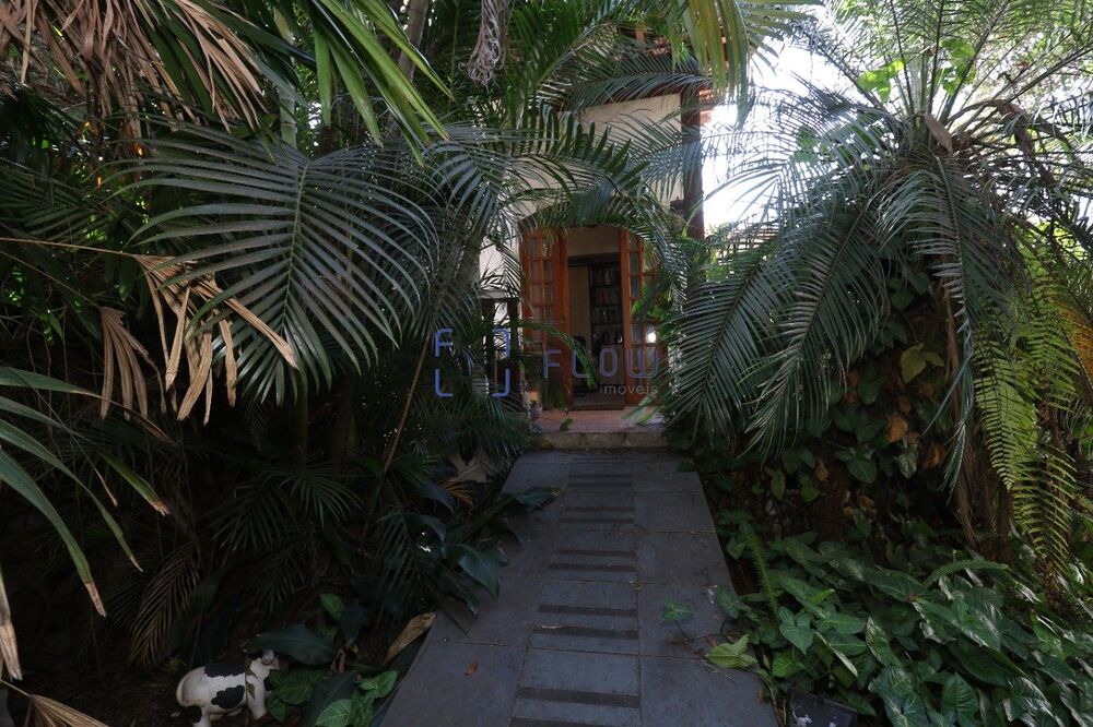 Casa à venda com 2 quartos, 280m² - Foto 44