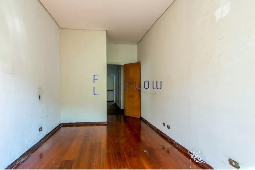 Casa à venda com 3 quartos, 300m² - Foto 5