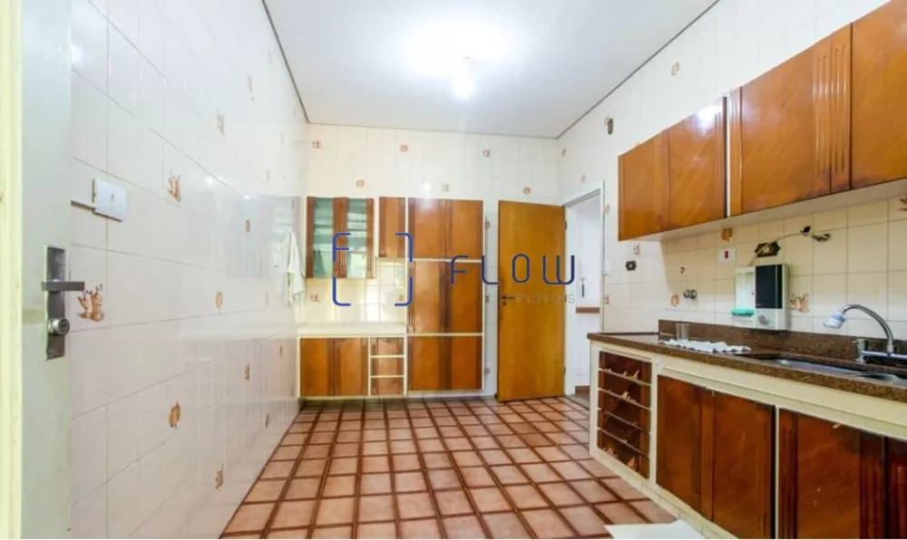 Casa à venda com 3 quartos, 300m² - Foto 12