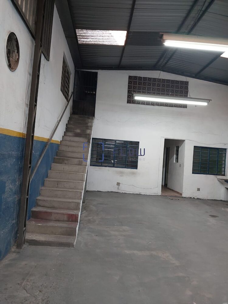 Depósito-Galpão, 330 m² - Foto 2