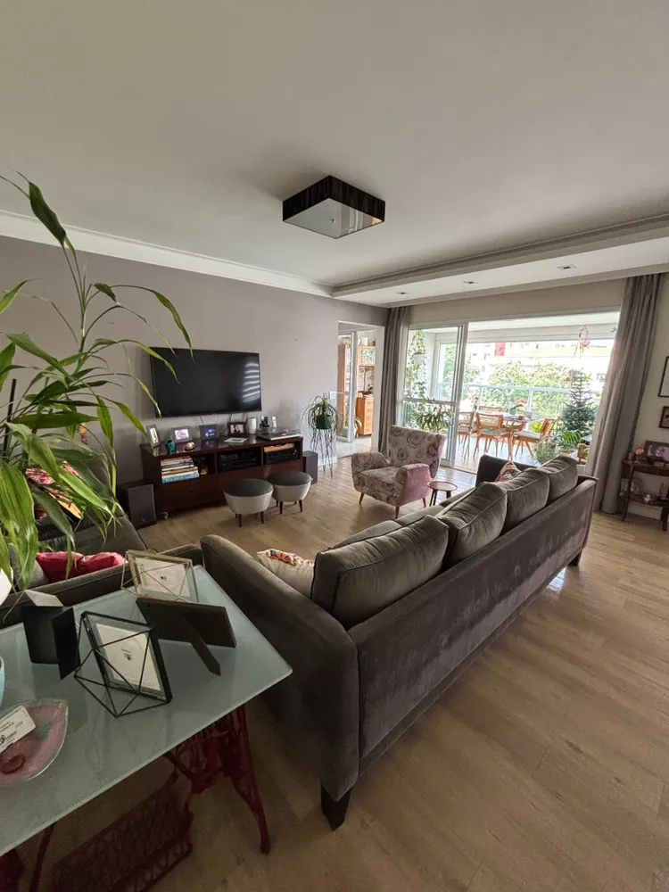 Apartamento, 3 quartos, 134 m² - Foto 1