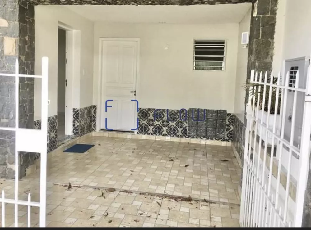 Casa para alugar com 3 quartos, 120m² - Foto 2