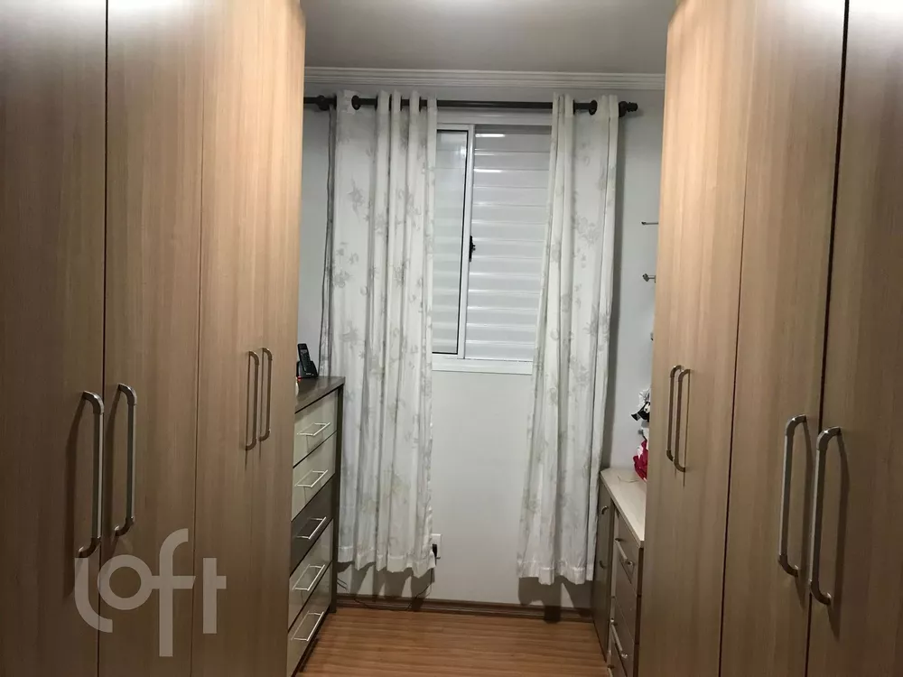 Apartamento à venda com 2 quartos, 64m² - Foto 4