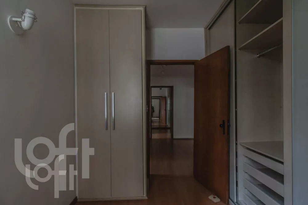 Apartamento à venda com 3 quartos, 134m² - Foto 6