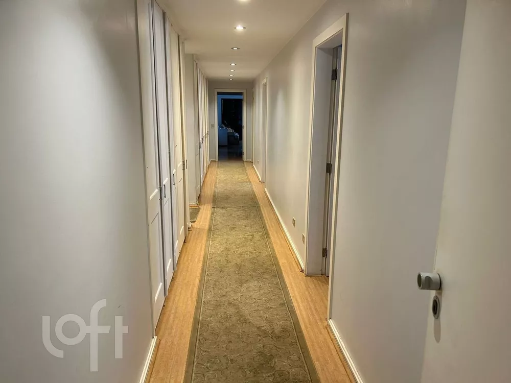 Apartamento à venda com 5 quartos, 500m² - Foto 3