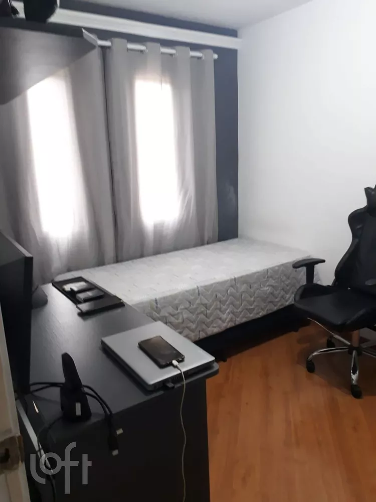 Apartamento à venda com 3 quartos, 81m² - Foto 2