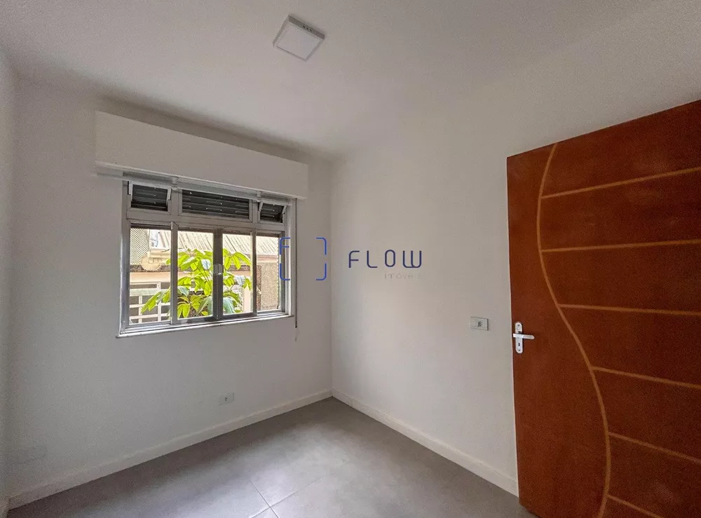 Casa à venda com 3 quartos, 210m² - Foto 9