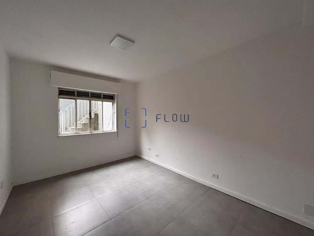 Casa à venda com 3 quartos, 210m² - Foto 13