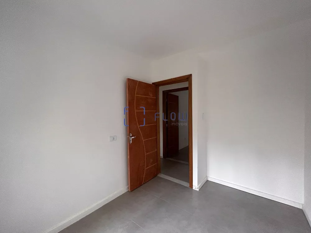 Casa à venda com 3 quartos, 210m² - Foto 10