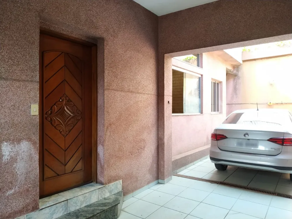 Casa, 3 quartos, 250 m² - Foto 1
