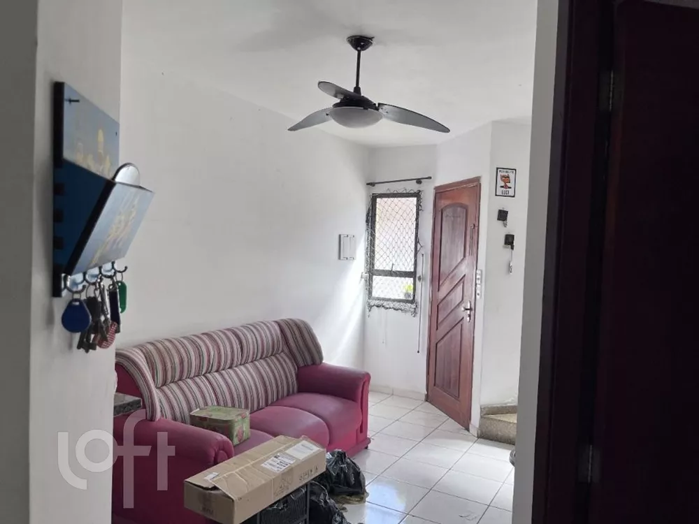 Casa de Condomínio à venda com 3 quartos, 70m² - Foto 2