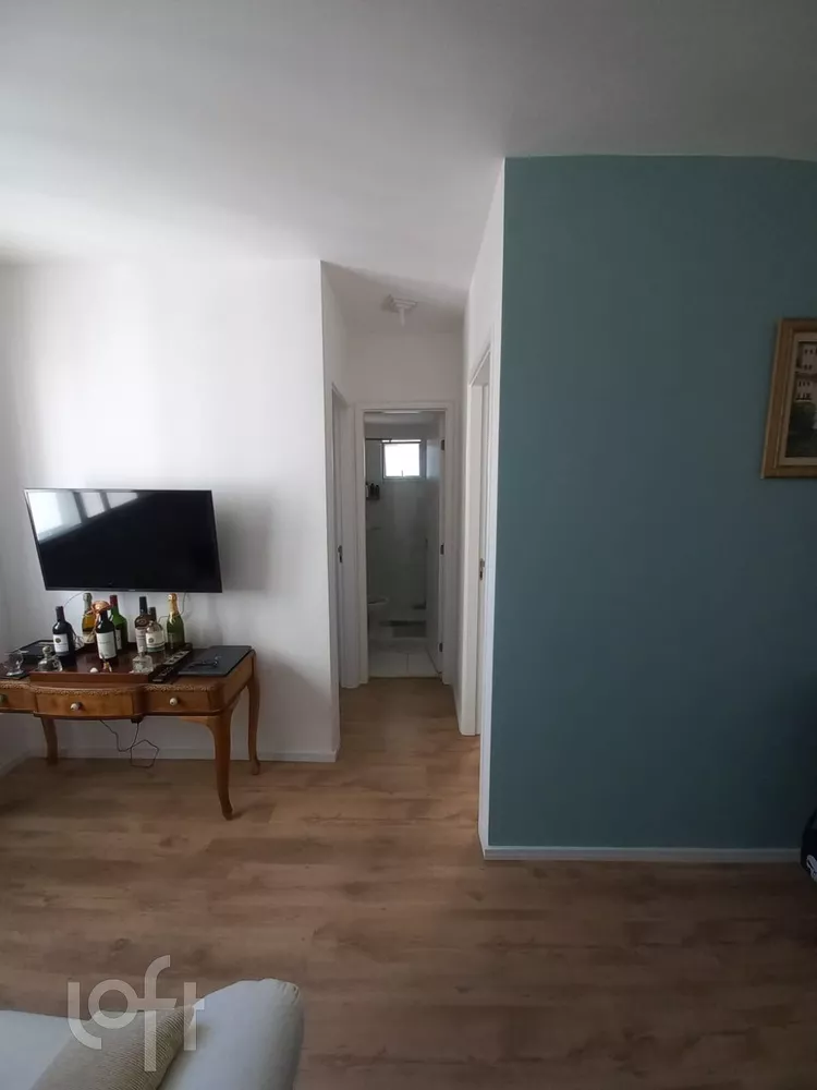 Apartamento à venda com 2 quartos, 41m² - Foto 3