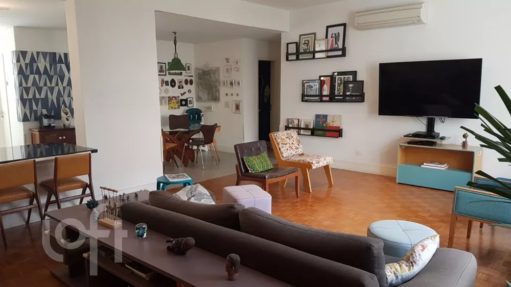 Apartamento à venda com 3 quartos, 164m² - Foto 1