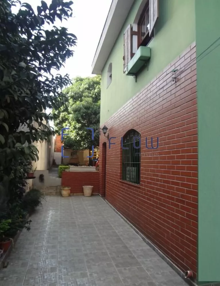 Casa à venda com 4 quartos, 168m² - Foto 1