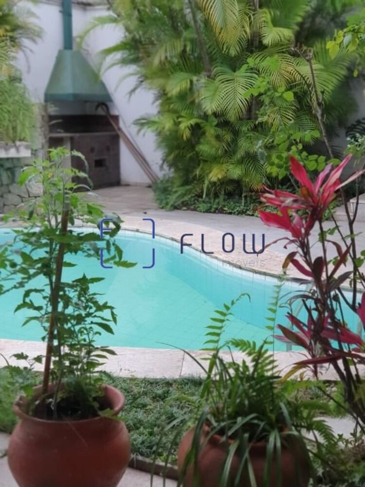 Casa à venda e aluguel com 4 quartos, 200m² - Foto 1