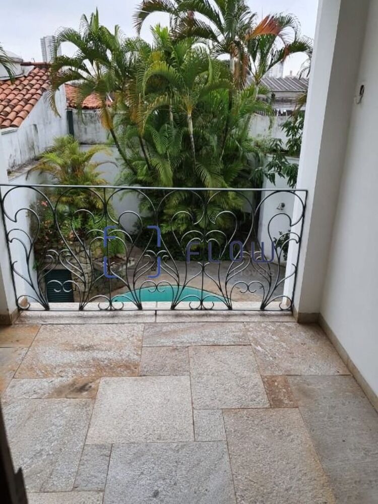 Casa à venda e aluguel com 4 quartos, 200m² - Foto 11