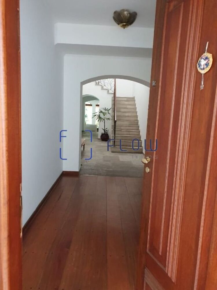 Casa à venda e aluguel com 4 quartos, 200m² - Foto 8
