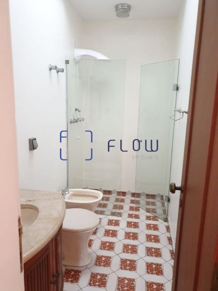 Casa à venda e aluguel com 4 quartos, 200m² - Foto 14