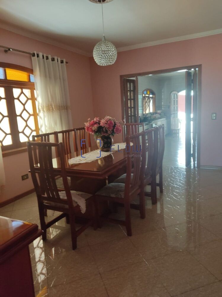 Casa, 4 quartos, 165 m² - Foto 3