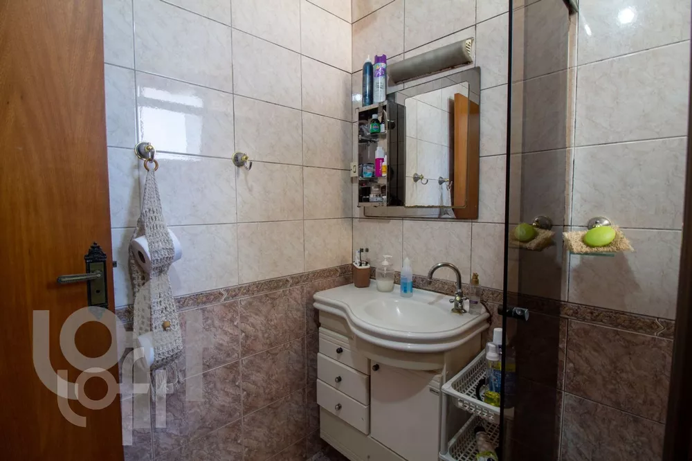 Apartamento à venda com 2 quartos, 67m² - Foto 4