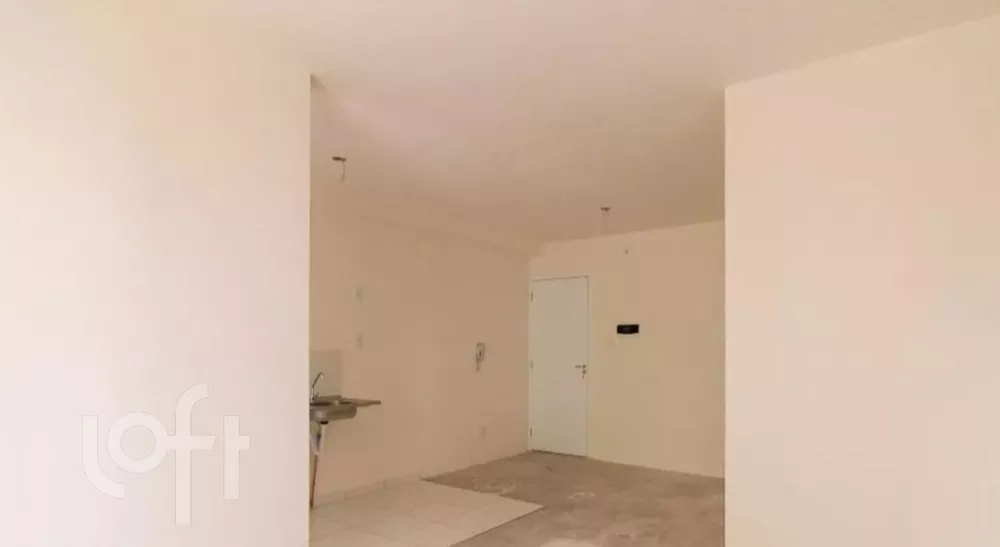 Apartamento à venda com 2 quartos, 57m² - Foto 1