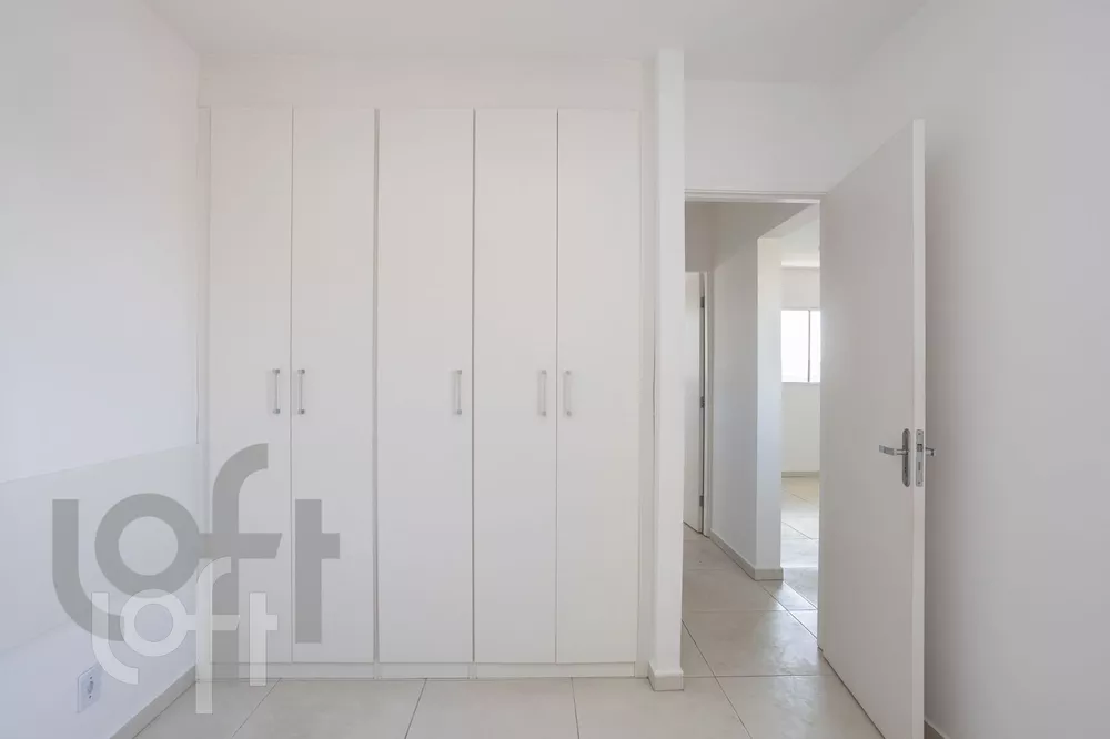 Apartamento à venda com 2 quartos, 41m² - Foto 4