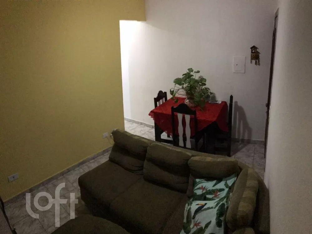 Apartamento à venda com 2 quartos, 48m² - Foto 4