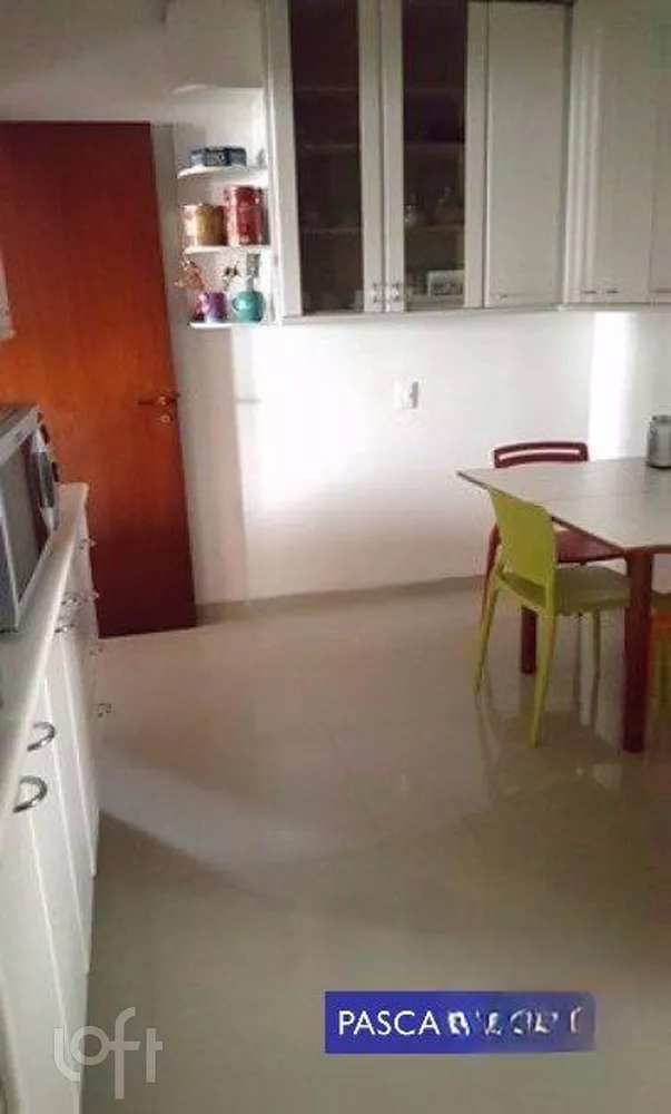 Apartamento à venda com 4 quartos, 150m² - Foto 5