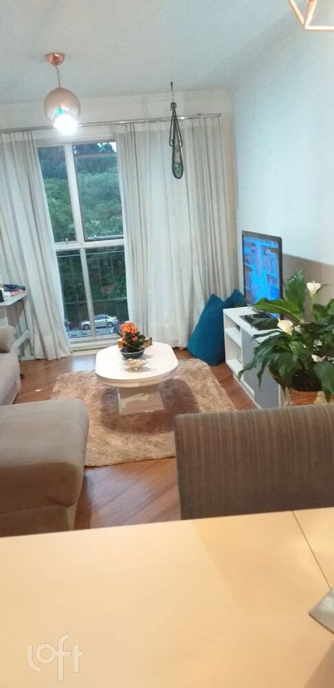 Apartamento à venda com 3 quartos, 79m² - Foto 2