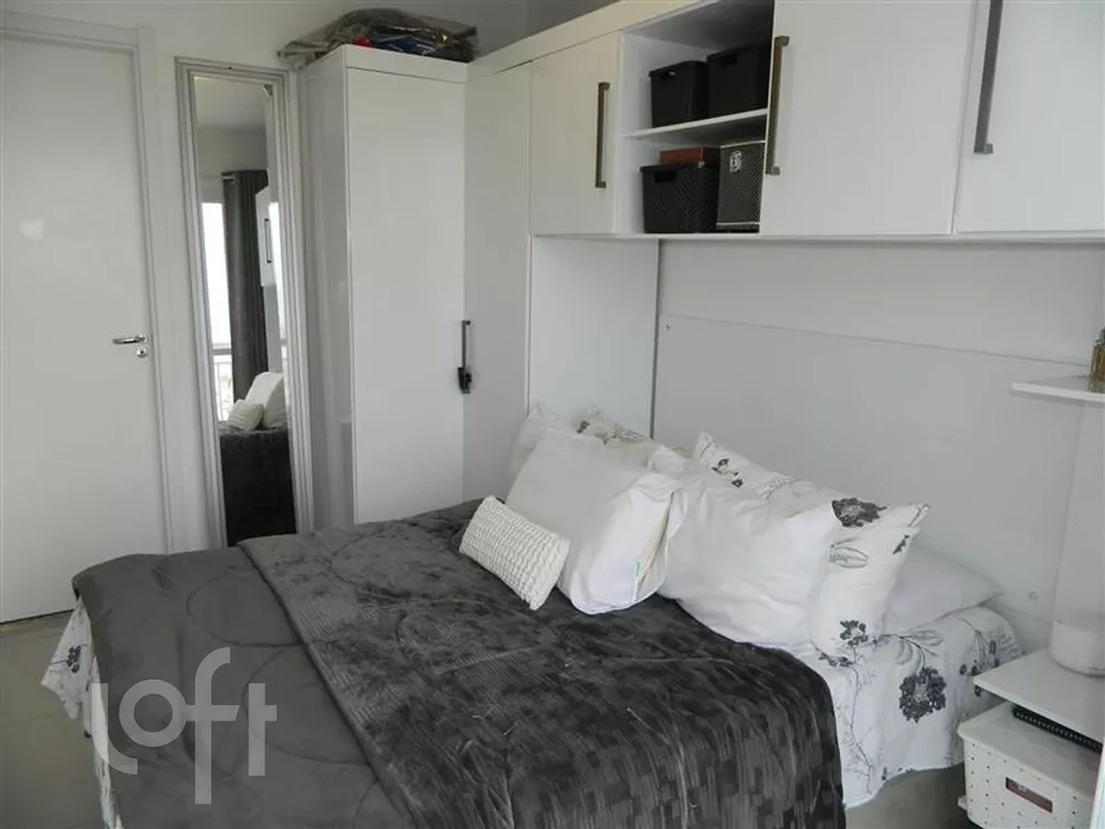 Apartamento à venda com 1 quarto, 28m² - Foto 2