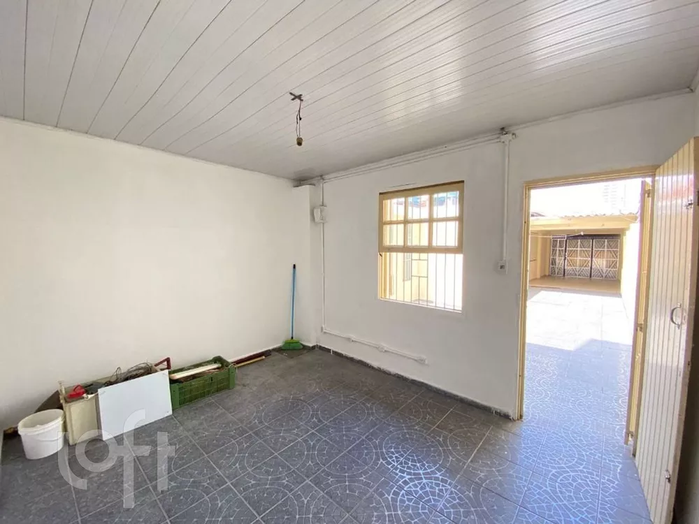 Casa à venda com 3 quartos, 100m² - Foto 4