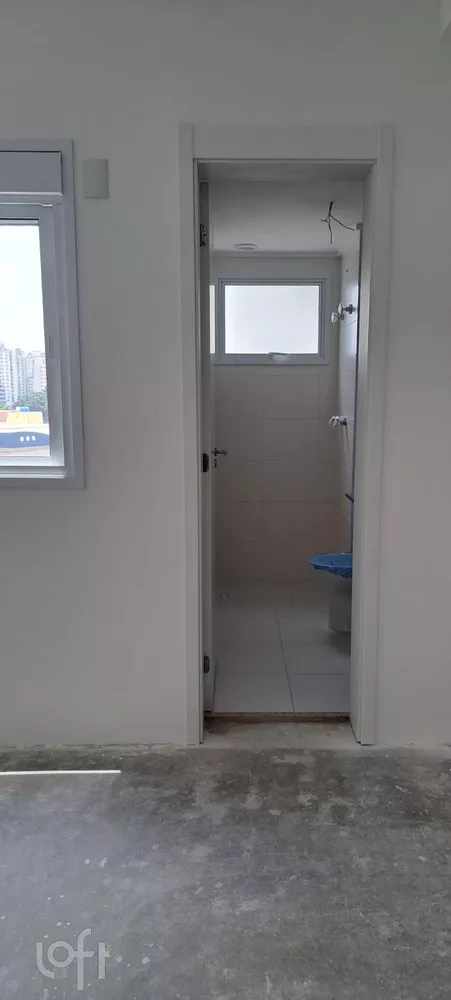 Apartamento à venda com 2 quartos, 80m² - Foto 2