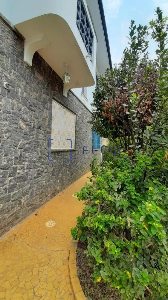 Casa à venda e aluguel com 3 quartos, 160m² - Foto 4