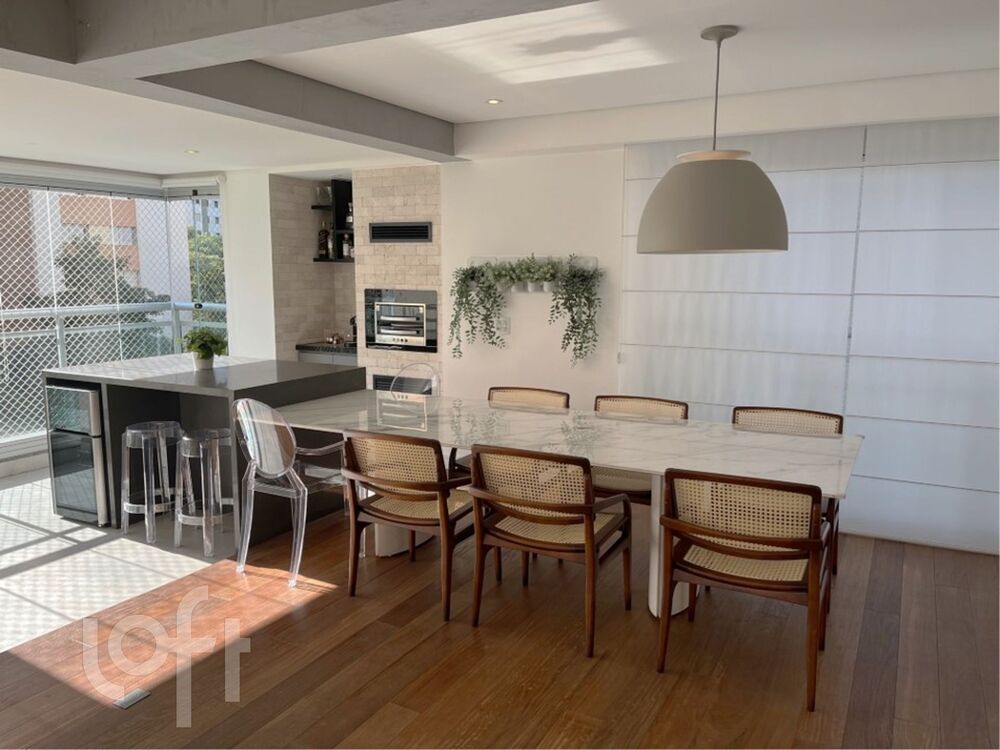 Apartamento à venda com 4 quartos, 220m² - Foto 3