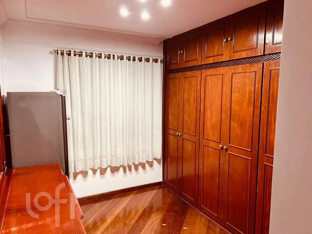 Apartamento à venda com 3 quartos, 260m² - Foto 6