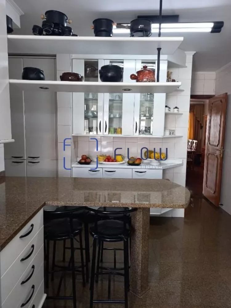 Apartamento à venda com 4 quartos, 160m² - Foto 7