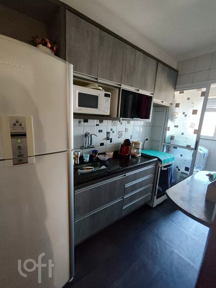 Apartamento à venda com 3 quartos, 70m² - Foto 3